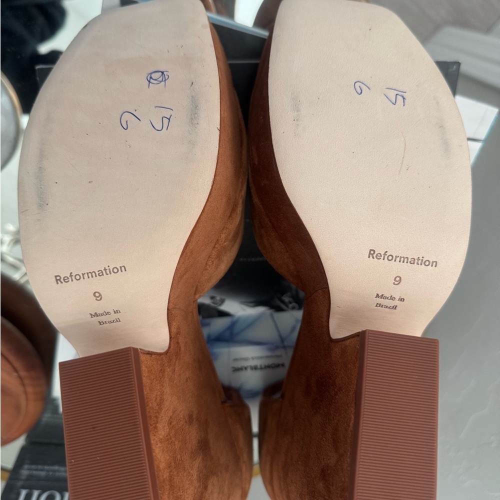 NEW Reformation Women's Judy Platform Sandal Size 9 in Rum Suede - Picture 6 of 9